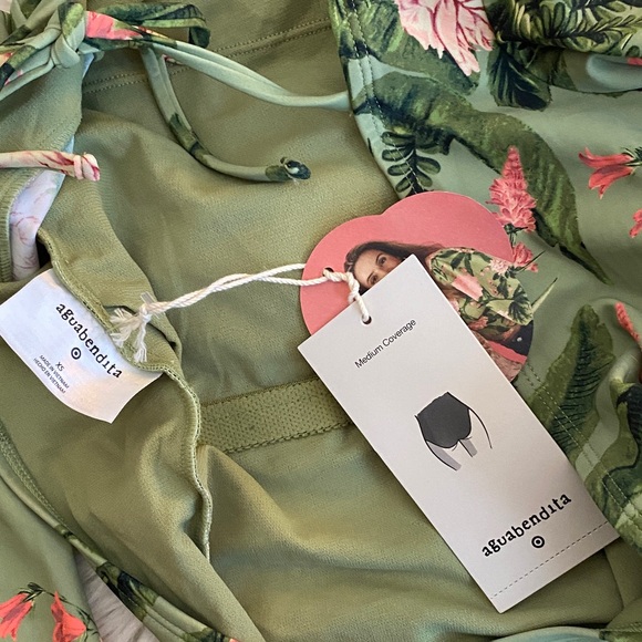 NWT Augubandita long sleeve swimsuit - Picture 6 of 7